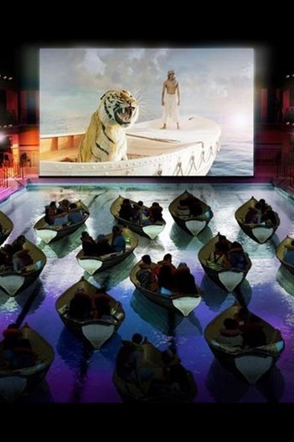 Um cinema sobre a água... why not?! Um cinema sobre a água... why not?!