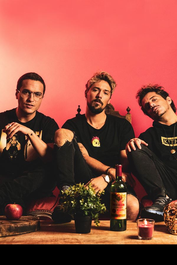Há novo álbum dos D.A.M.A! Há novo álbum dos D.A.M.A!