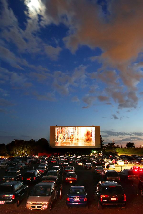 Há cinema drive-in este verão! Há cinema drive-in este verão!