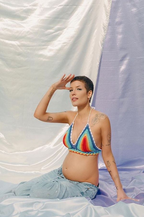 Halsey tem novidades (das boas!) Halsey tem novidades (das boas!)