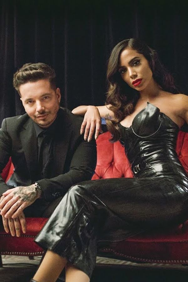 "Downtown" leva Anitta ao pódio! "Downtown" leva Anitta ao pódio!