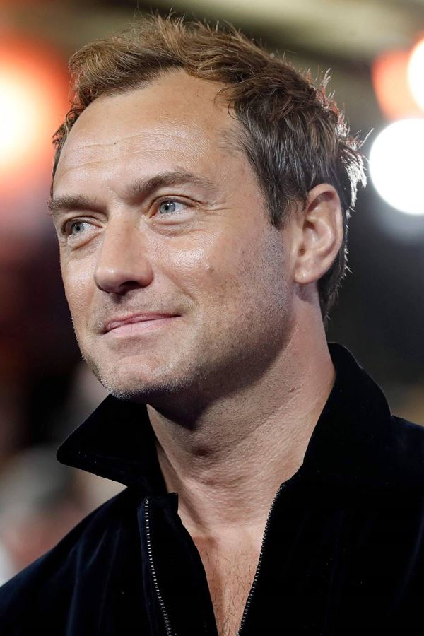 Jude Law a.k.a "Capitão Gancho" Jude Law a.k.a "Capitão Gancho"