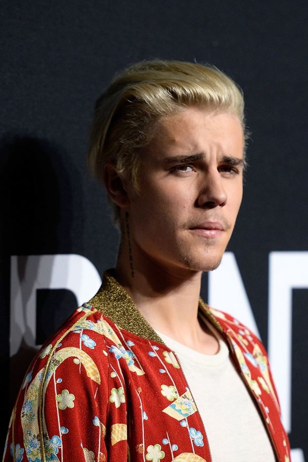 Justin Bieber "reune-se" com fãs Justin Bieber "reune-se" com fãs