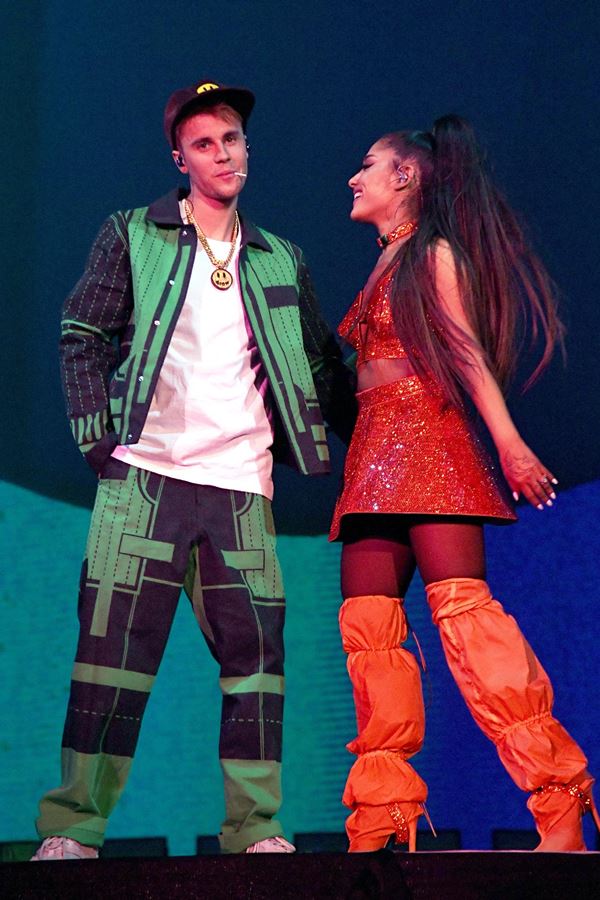 Justin e Ariana: juntos por uma boa causa! Justin e Ariana: juntos por uma boa causa!