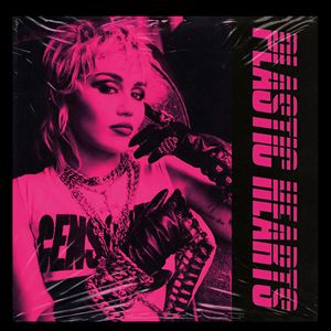 MILEY CYRUS | PLASTIC HEARTS MILEY CYRUS | PLASTIC HEARTS