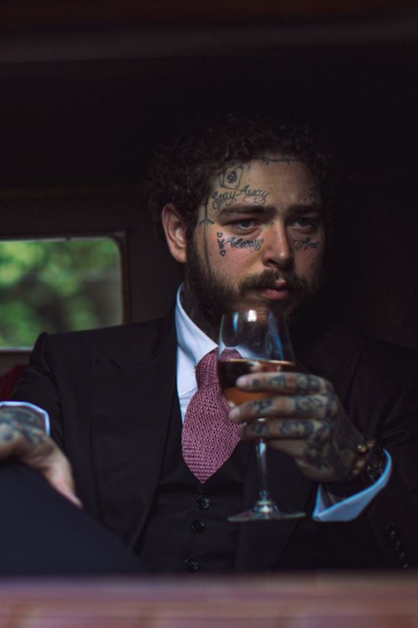 Post Malone lança Maison No. 9. Post Malone lança Maison No. 9.