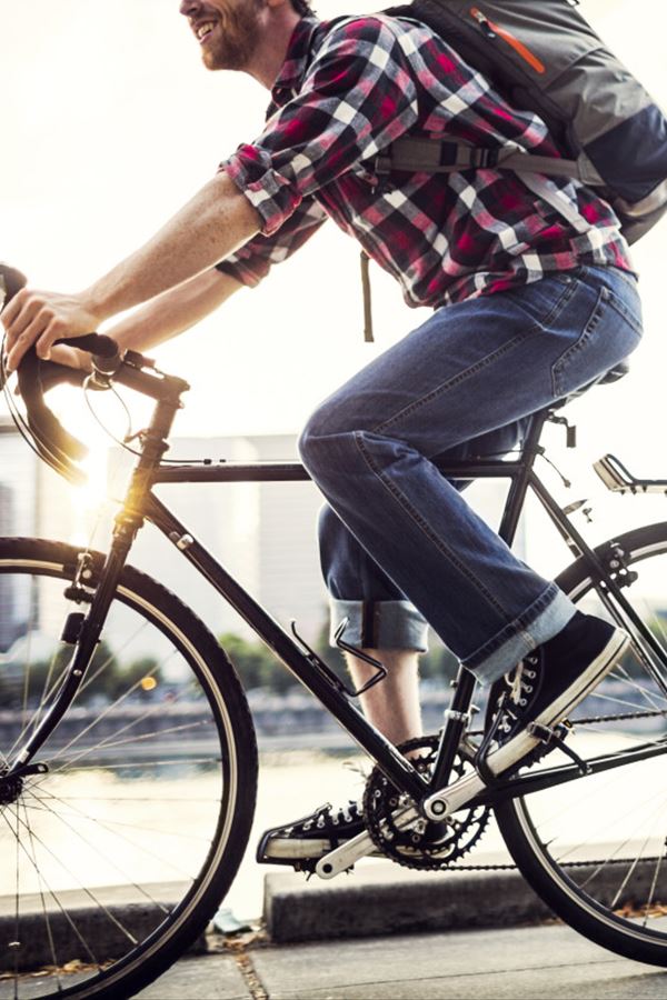 Anda de bicicleta. Pagam-te para isso! Anda de bicicleta. Pagam-te para isso!