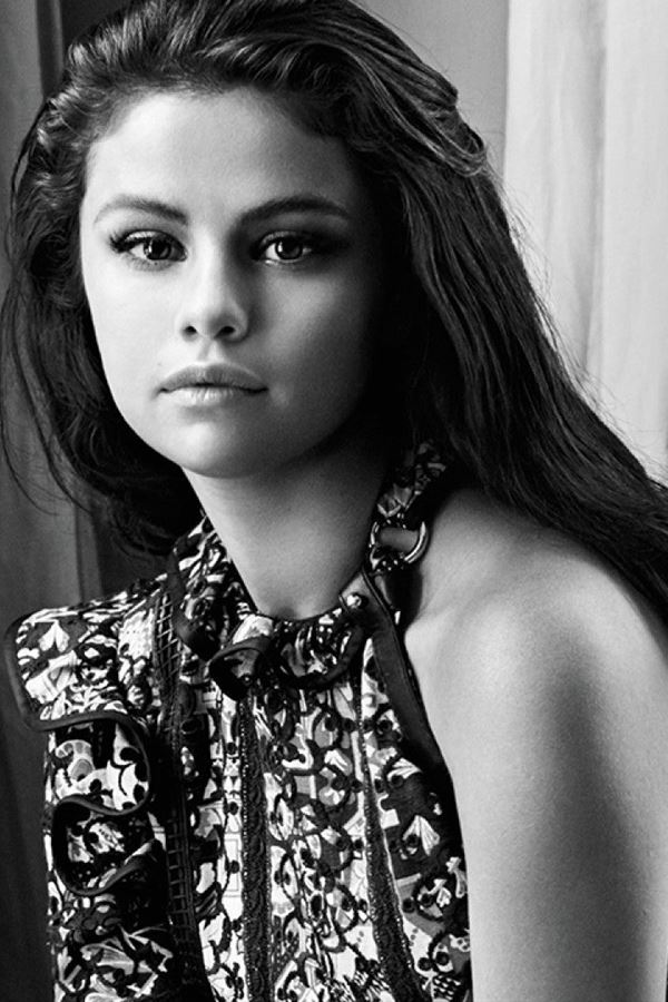 Selena Gomez faz campanha pela saúde mental Selena Gomez faz campanha pela saúde mental