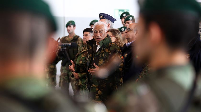 António Costa agradece “trabalho extraordinário” dos militares
