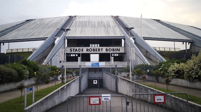 ​Segurança encolhe apoio dos emigrantes no primeiro treino em França