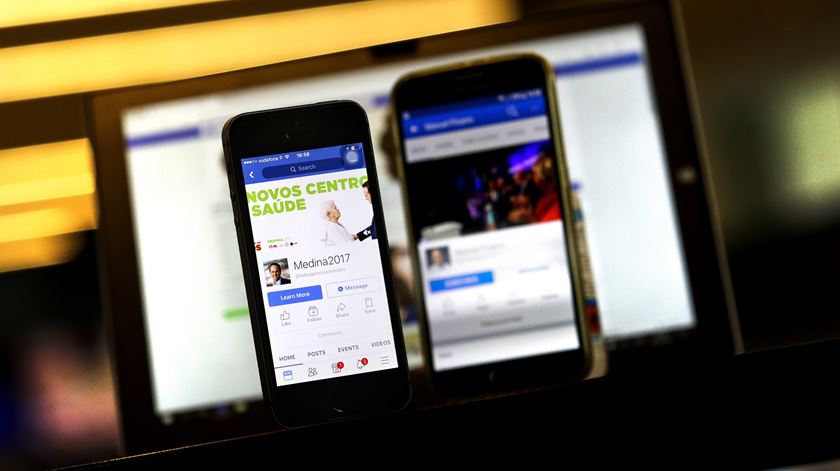 Redes sociais colocaram novos desafios à CNE. Foto: Joana Bourgard/RR