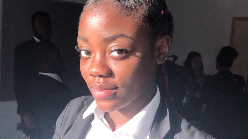 Vitória Mário - As Três Da Manhã