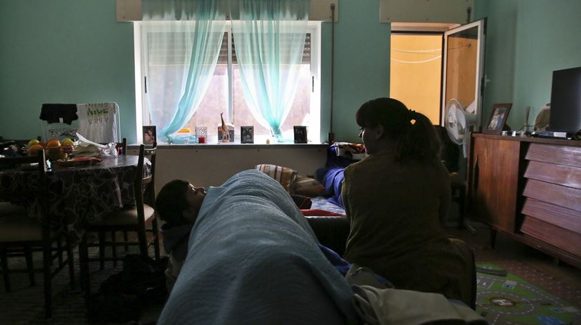 Mães ocupas. Quando viver com os filhos na rua não é opção