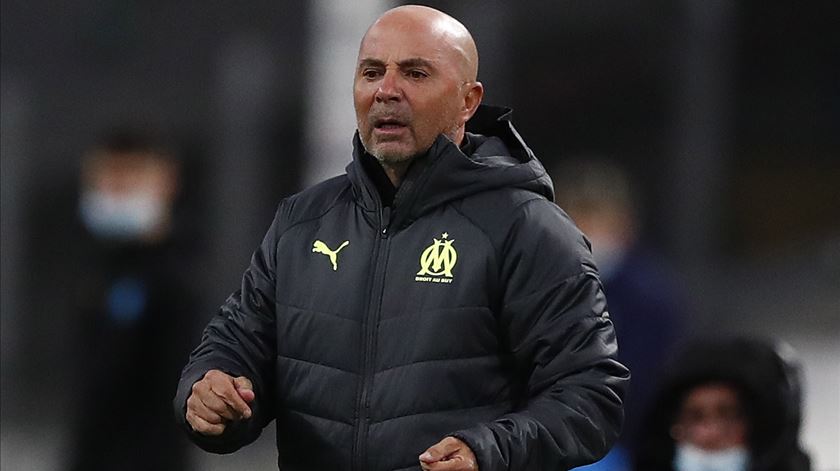 Marselha ganha na estreia de Sampaoli