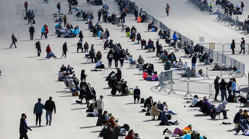 Novatos ou repetentes, peregrinos regressam a Fátima no 13 de Maio. “Um momento incrível que nunca vou esquecer”
