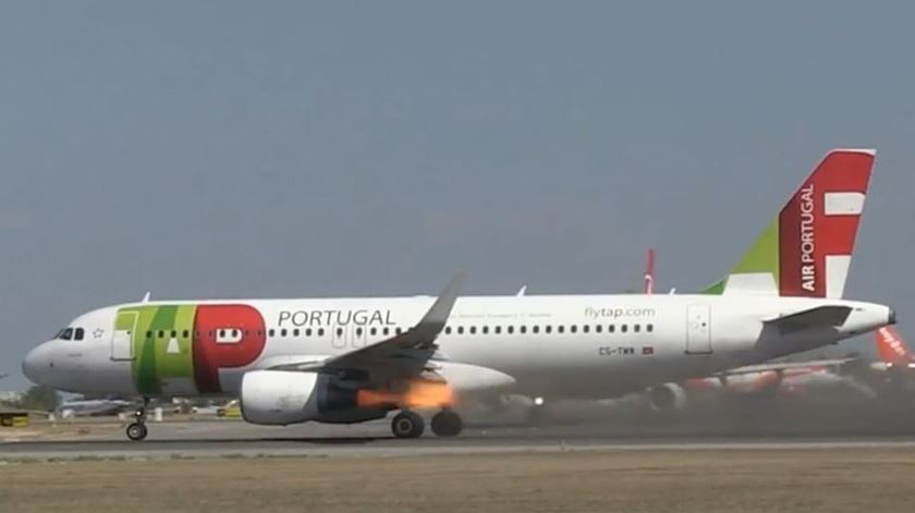 Vídeo revela o momento da falha no motor do avião da TAP