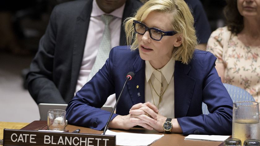 "Nada me poderia ter preparado para o sofrimento que vi". Cate Blanchett pede à ONU que não falhe aos rohingya
