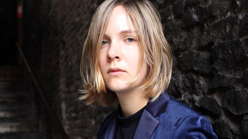 Marieke Lucas Rijneveld vence prémio Booker Internacional