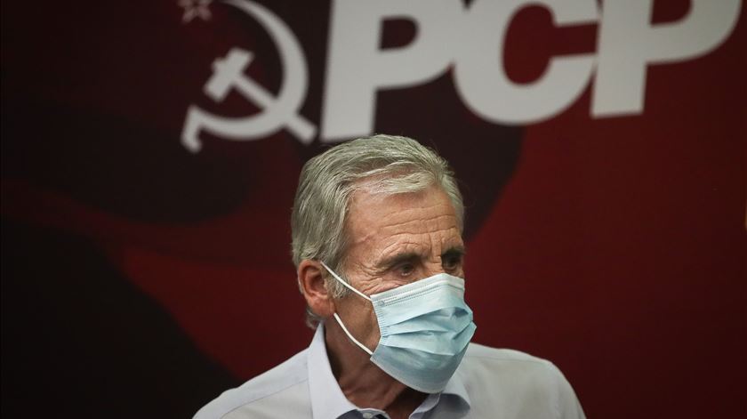 PCP avisa que será “mau sinal” se Governo “rasgar” acordo sobre salário mínimo PCP avisa que será “mau sinal” se Governo “rasgar” acordo sobre salário mínimo