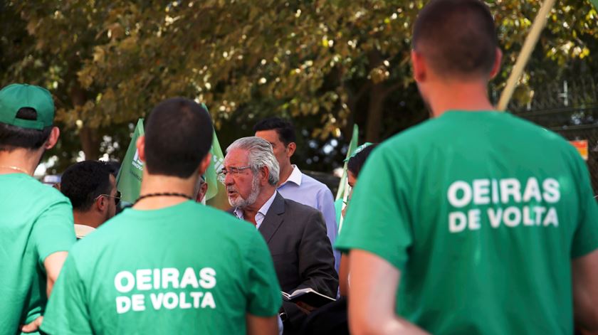 Acção de campanha de Isaltino Morais em Oeiras. Foto Margarida Alpuim/RR
