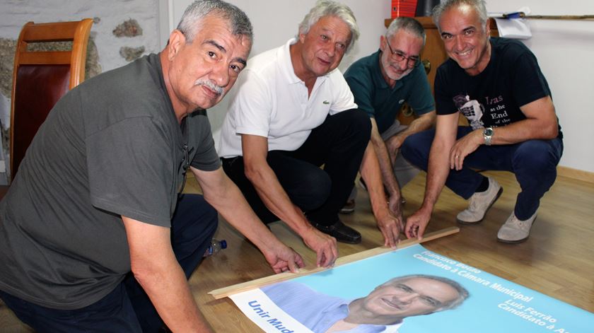  Francisco Botão, 60 anos, engenheiro civil, é líder do Unir e Mudar Manteigas