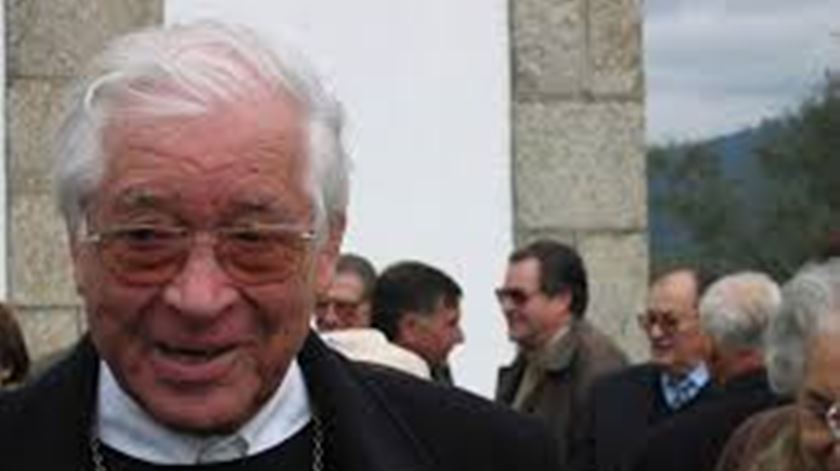D. Manuel da Silva Vieira Pinto foi arcebispo de Nampula, em Moçambique, entre 1967 e 2000. Foto: Facebook