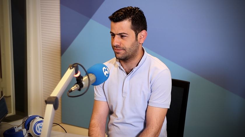 Daud Al Anazy. O refugiado sírio que faz doces em Alcobaça