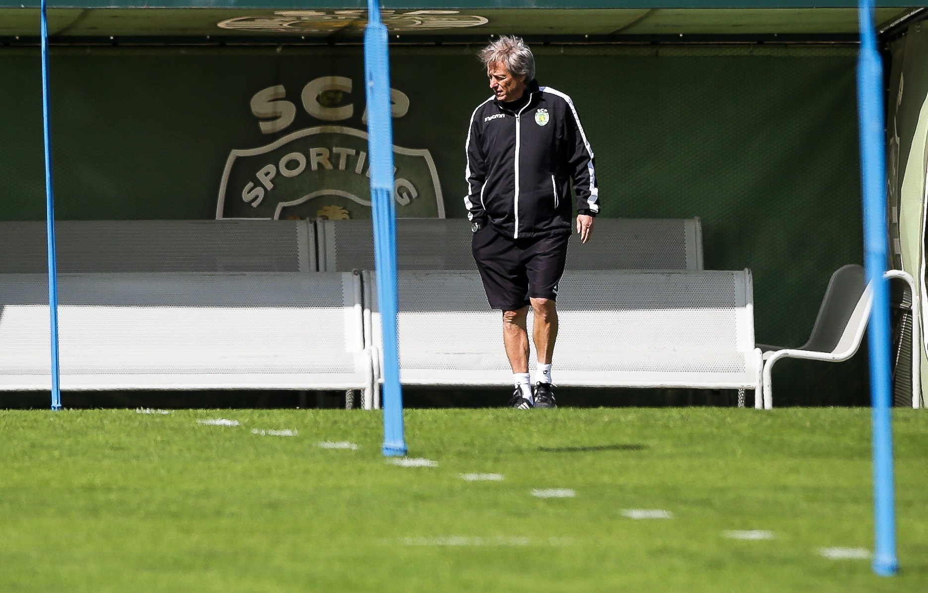 Jesus confirma que William Carvalho falha jogo com o Atlético Madrid