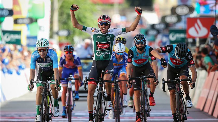 Volta a Portugal. De Mateos vence novamente na chegada a Braga