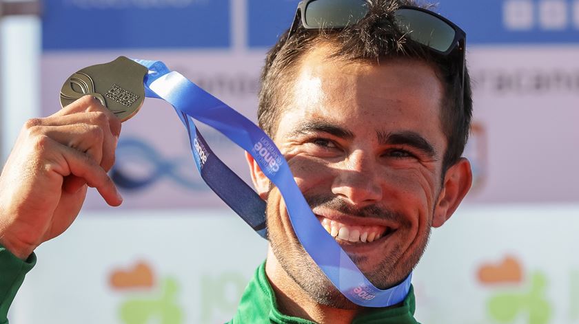 Fernando Pimenta e Inês Henriques recebem prémio do Comité Olímpico de Portugal