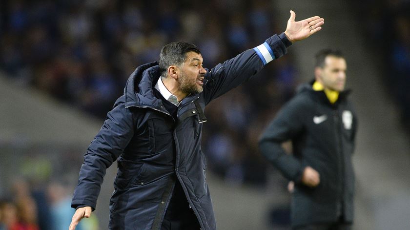 Sérgio Conceição. “Sete jogos, sete vitórias"