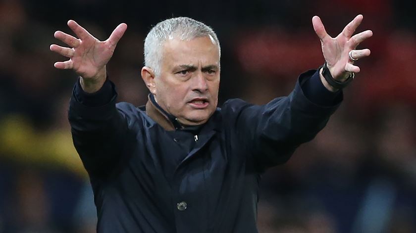 "Not so special". Mourinho despedido do Manchester United