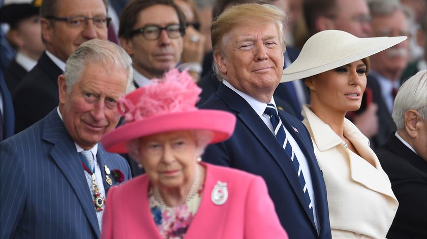 Donald Trump e rainha Isabel II no 75.º aniversário do Dia D, em Portsmouth. Foto: EPA