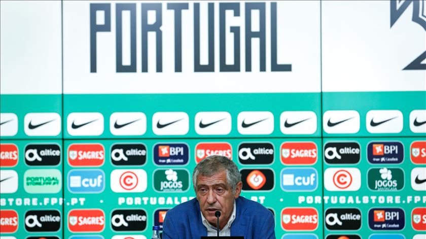 Fernando Santos anuncia hoje os convocados para os últimos ...