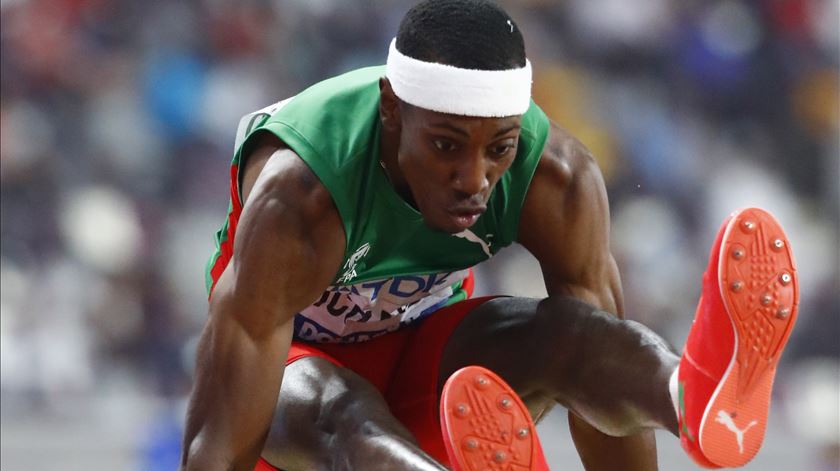 Atletismo. Pichardo vence triplo-salto da Inspiration Games Atletismo. Pichardo vence triplo-salto da Inspiration Games