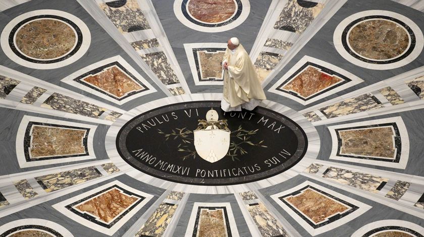 "Um homem da misericórdia". Francisco evoca centenário do nascimento de João Paulo II