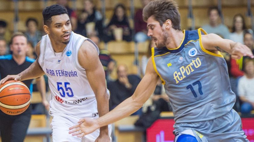 FC Porto perde e está fora da Taça Europa