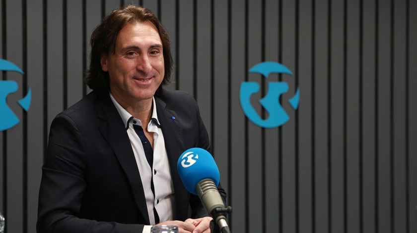 Tozé: “Carlos Queiroz fez o 25 de abril no futebol jovem”