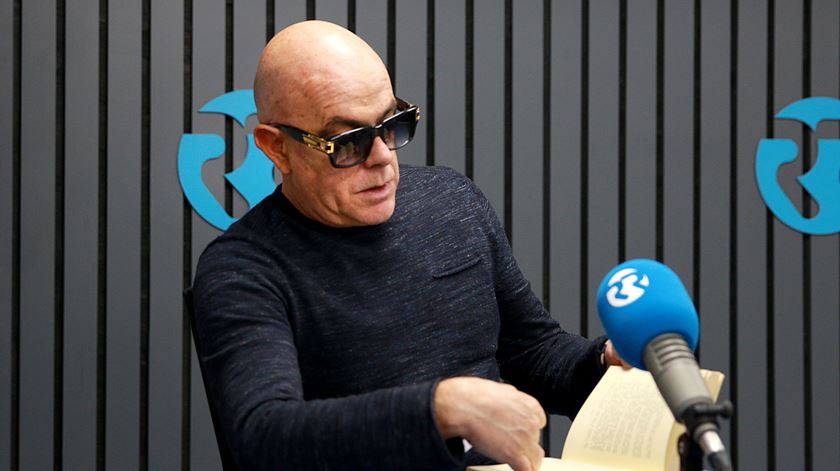 A Biblioteca de... Pedro Abrunhosa