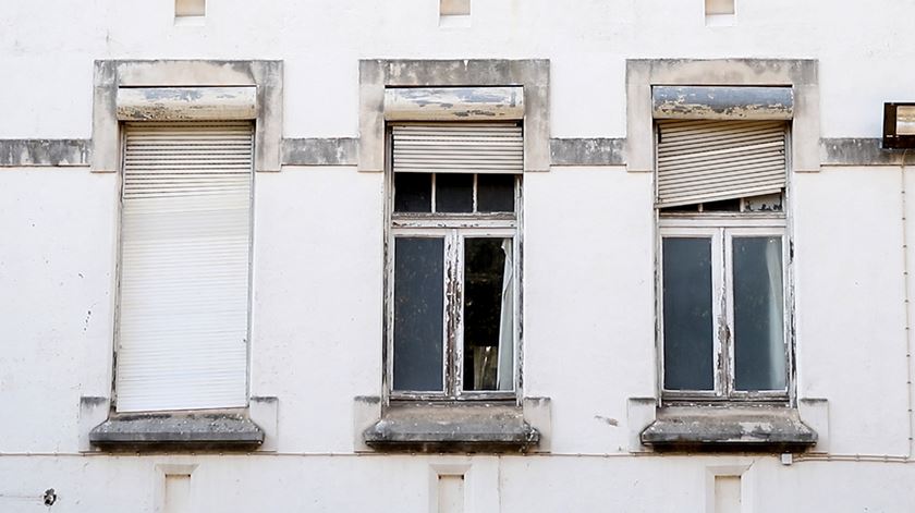 Liceu Camões. “Como São Tomé, só acredito nas obras quando as vir”