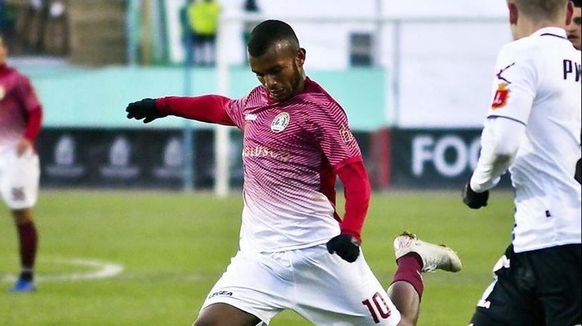 Lipe Veloso com a camisola do Lviv, clube ucraniano que o emprestou ao Torpedo Zhodino Foto: Facebook