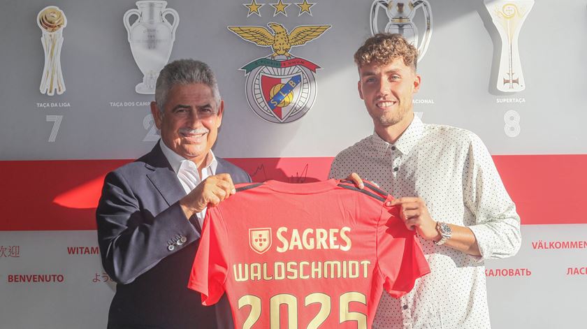 Waldschmidt tem contrato até 2025 e cláusula de rescisão de 88 milhões. Foto: SL Benfica