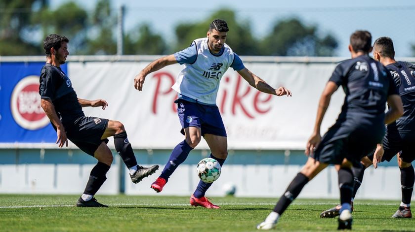 mehdi taremi jogo treino fc porto académica academica Foto FC Porto