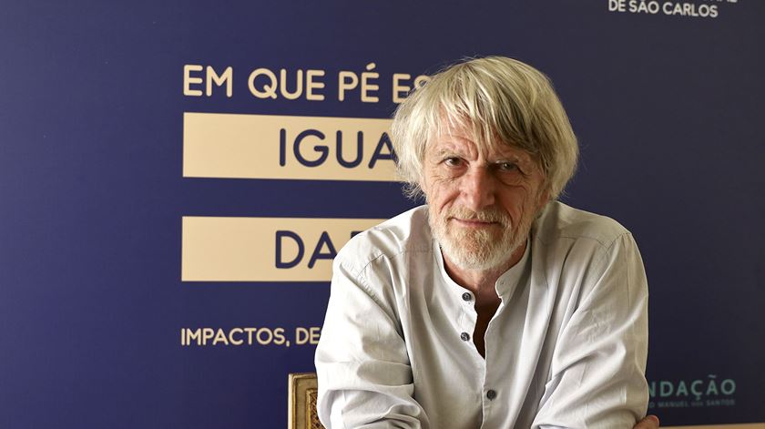 Philippe Van Parijs foi um dos oradores convidados na conferência "Em que pé está a igualdade?". Foto: Margarida Alpuim/RR