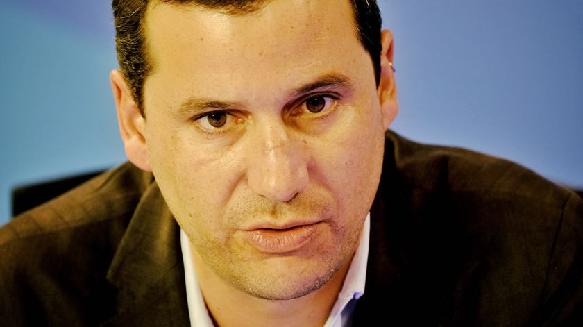 João Galamba. BE e PCP “estão a provocar crises artificiais"