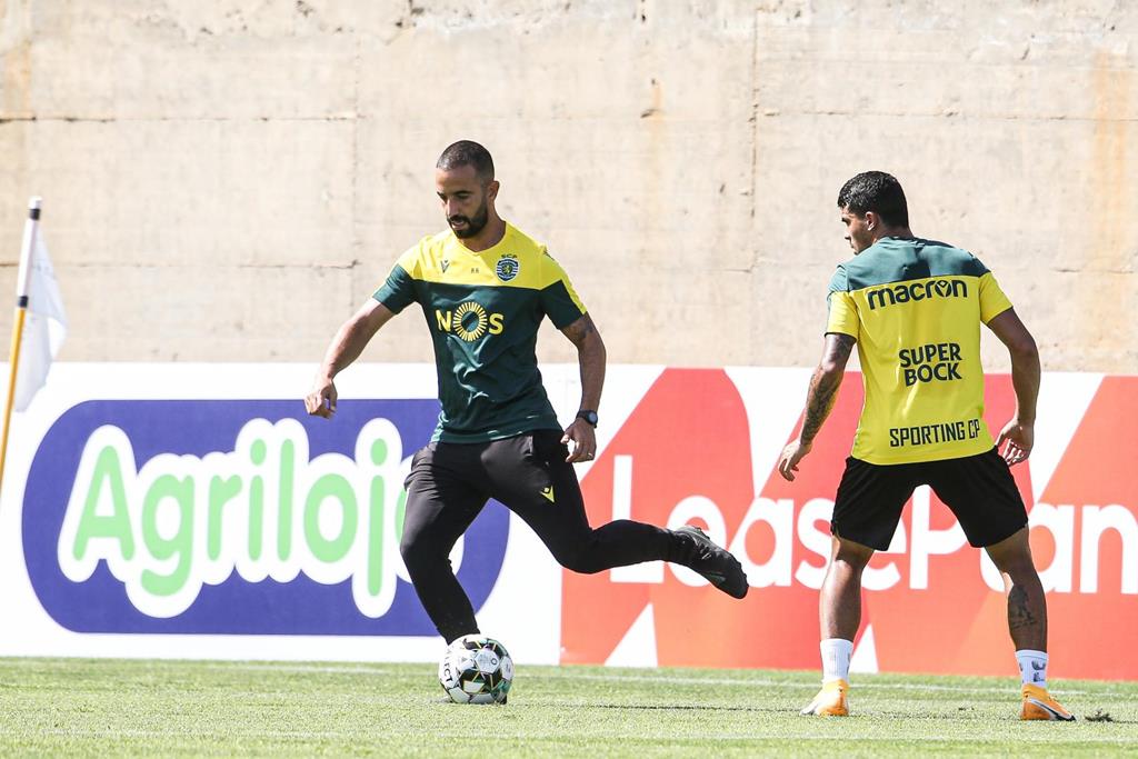 Plantel do Sporting na máxima força para o Nacional da ...