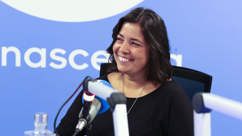 Entrevista Renascença. Paula Leça aceita convite de Cristiano Ronaldo para jantar