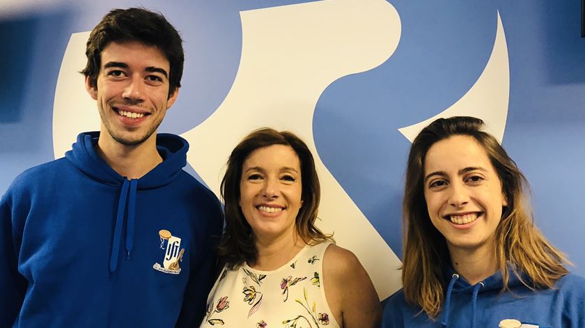 ​Já lhe cantaram uma serenata logo pela manhã?