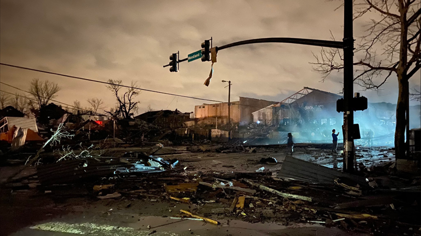 Pelo menos 22 mortos à passagem de tornado em Nashville, no Tennessee
