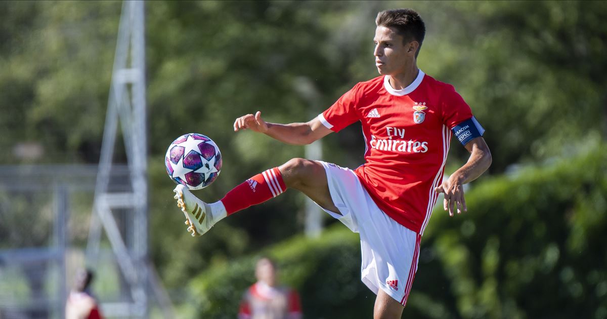 Benfica Cede Tiago Dantas E Pedro Alvaro Renascenca